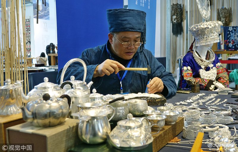 门禁考勤机：企业现代化管理的新利器