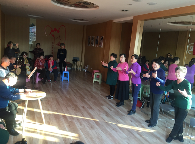 艺术之光：绘画作品展示引领文化新风尚